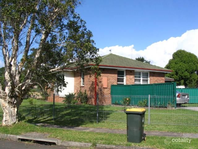 1 Culgoa Cres, Koonawarra, NSW 2530