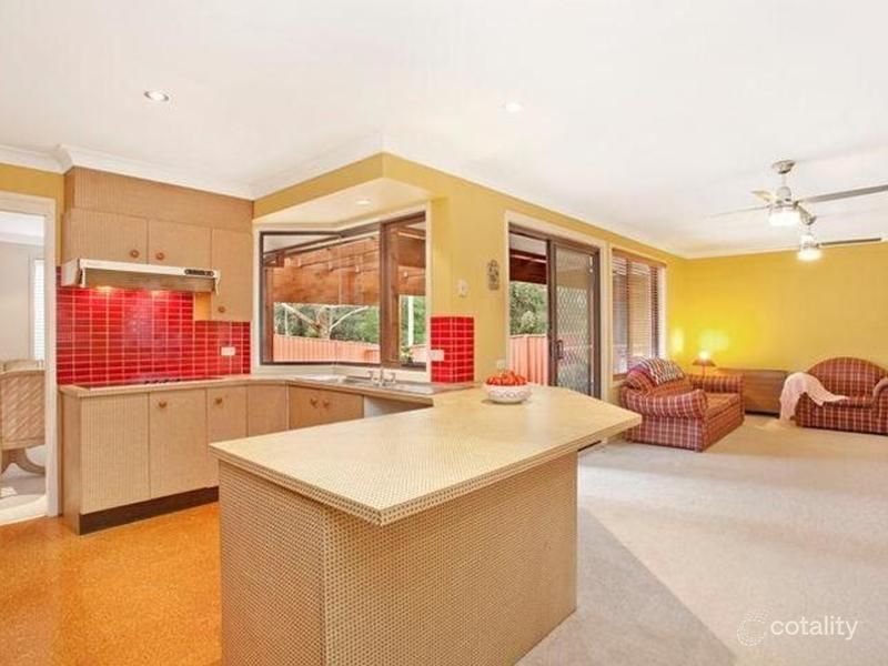 8 Bells Rd, Oatlands, NSW 2117