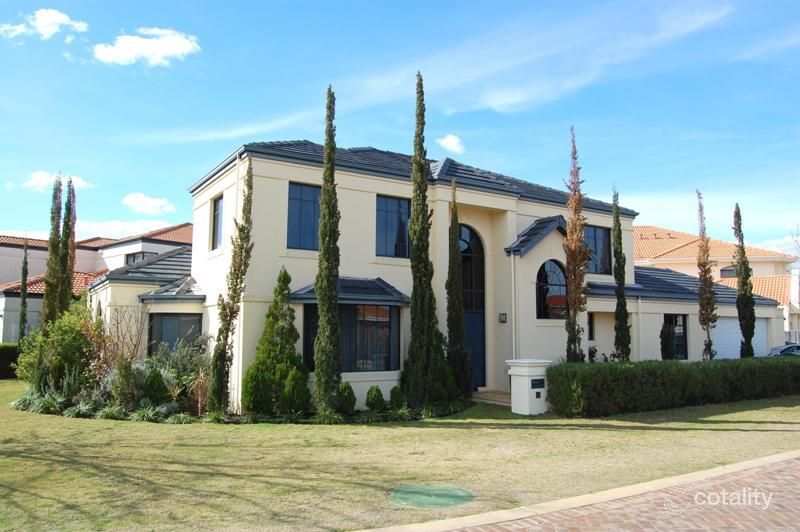 1 Parkwater Gdns, Churchlands, WA 6018