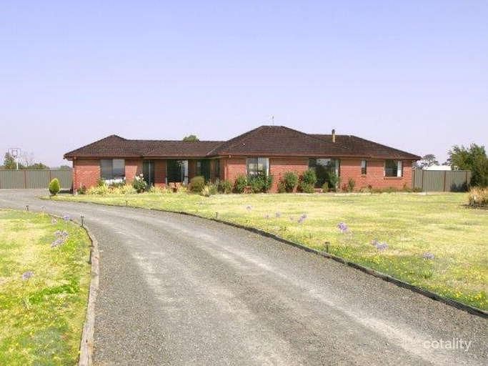 72 Bowes Rd, Ross Creek, VIC 3351
