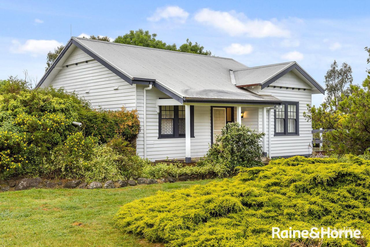 48 Mt Lofty Rd, Redesdale, VIC 3444