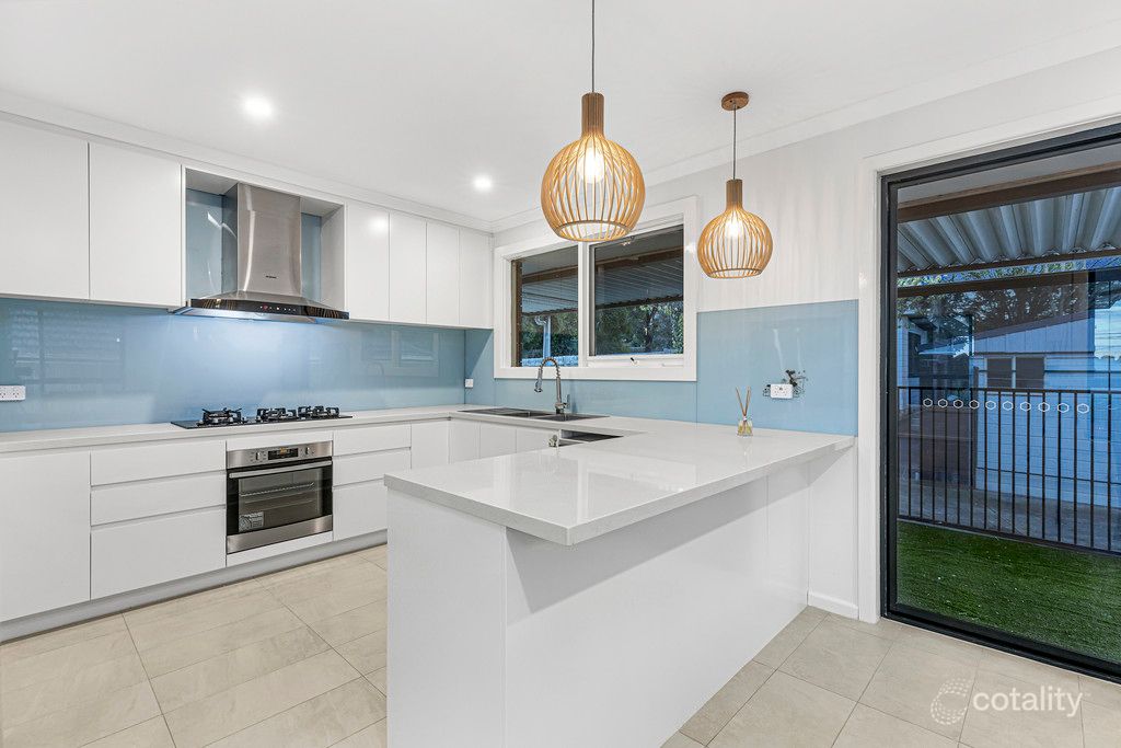 27 Kambara Dr, Mulgrave, VIC 3170