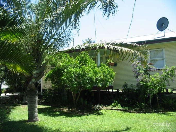 8 Gilchrist St, Moura, QLD 4718