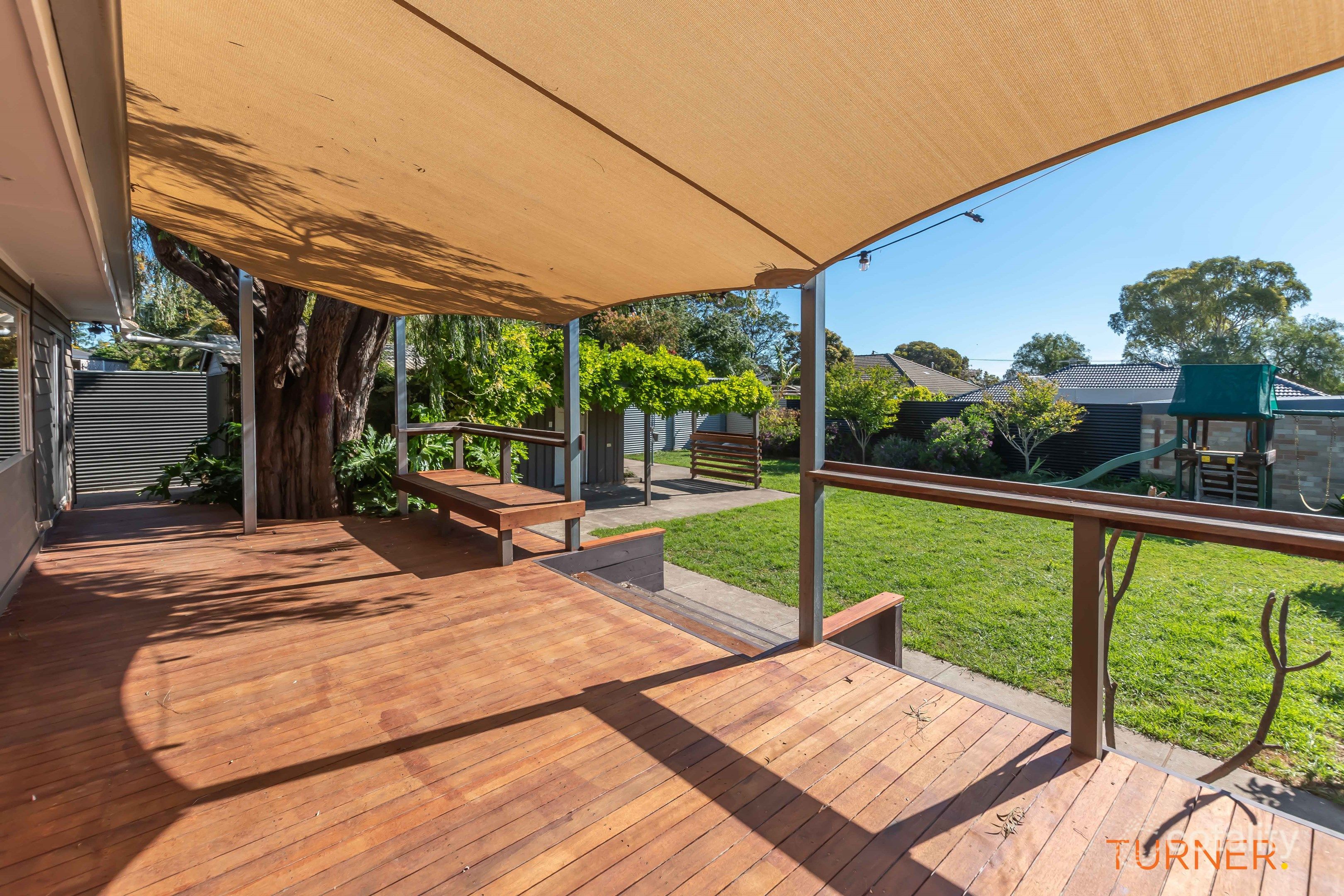 9 Corpe Ave, Port Noarlunga, SA 5167