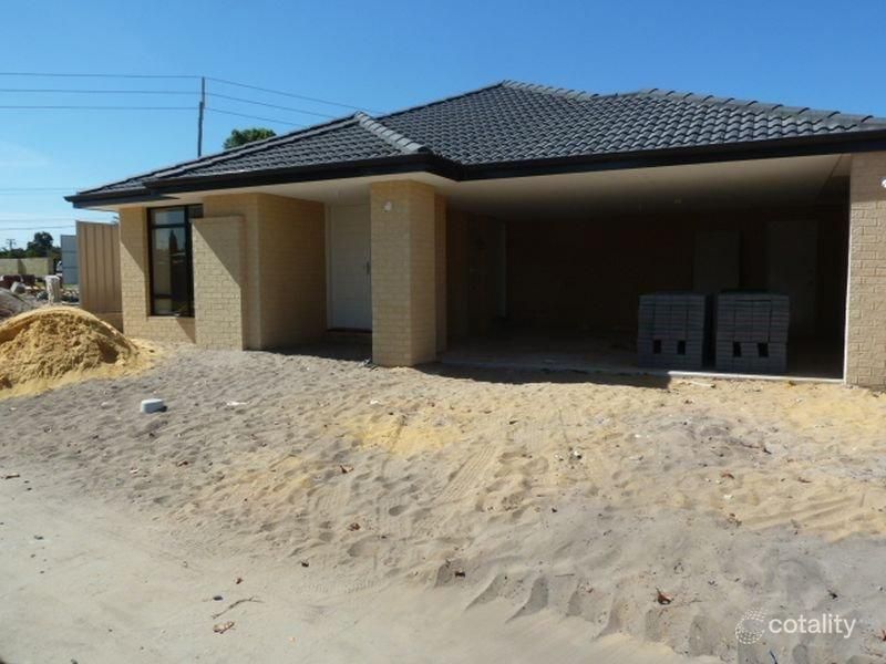 107 Towncentre Dr, Thornlie, WA 6108