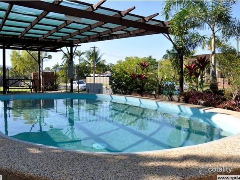 18/58-64 Mazlin Cl, Edge Hill, QLD 4870