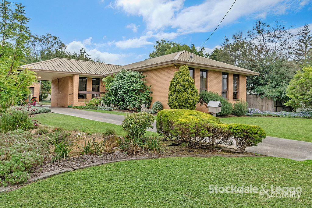 11 Russell St, Macarthur, VIC 3286