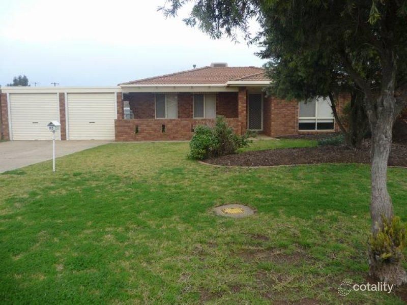 63 Grevillea Cres, Lake Albert, NSW 2650