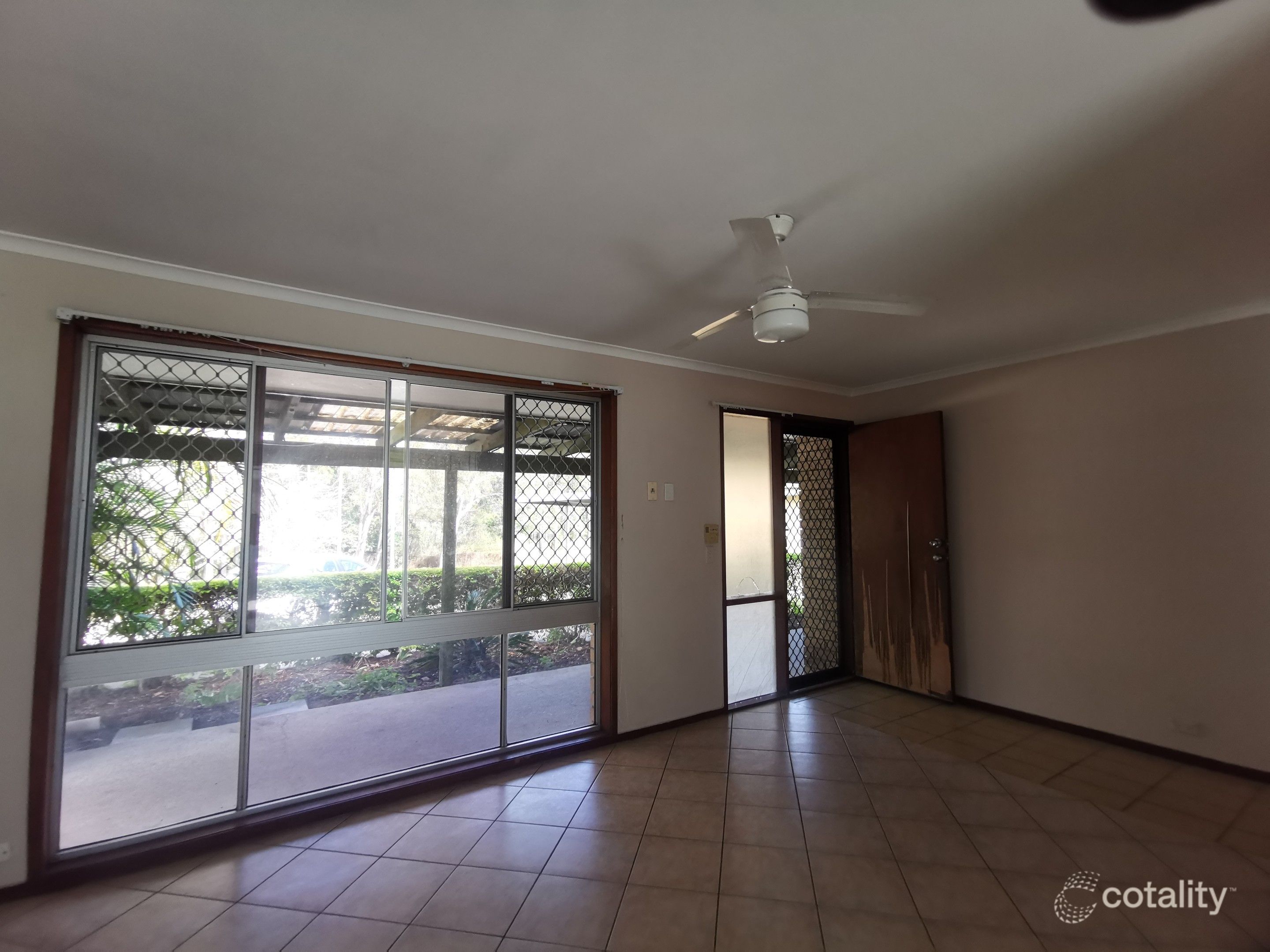 999 Blunder Rd, Doolandella, QLD 4077