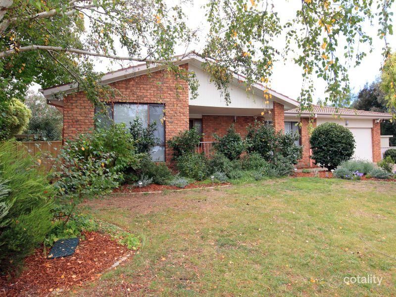 7 Clayton Pl, Fadden, ACT 2904