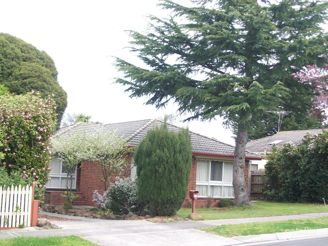 72 Sweeney Dr, Narre Warren, VIC 3805