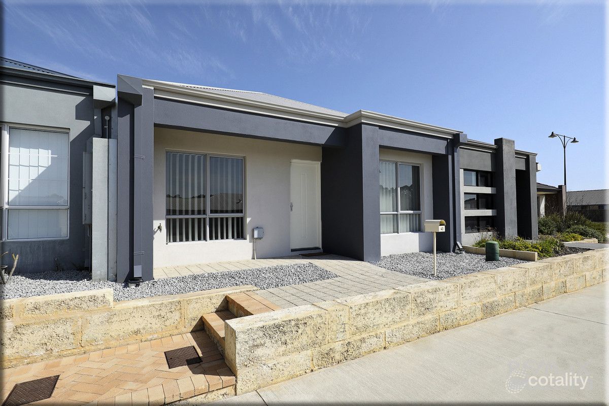 43 Hollyford Pde, Butler, WA 6036