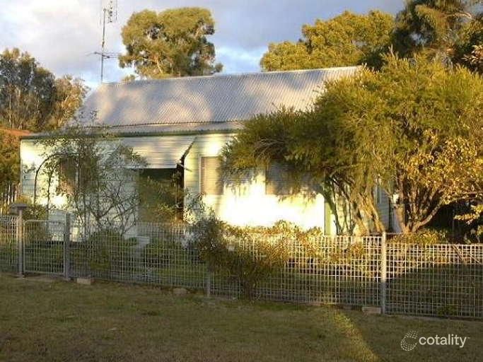 25 Wyndham St, Greta, NSW 2334