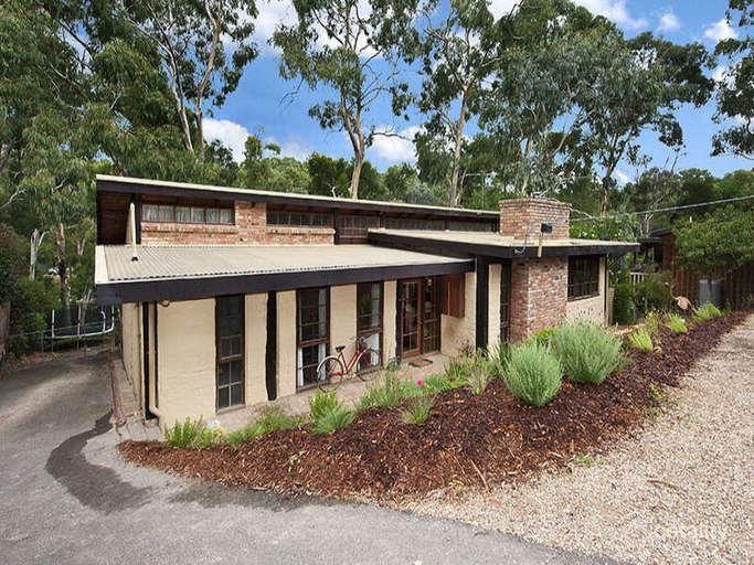 119 Meander Rd, Hurstbridge, VIC 3099