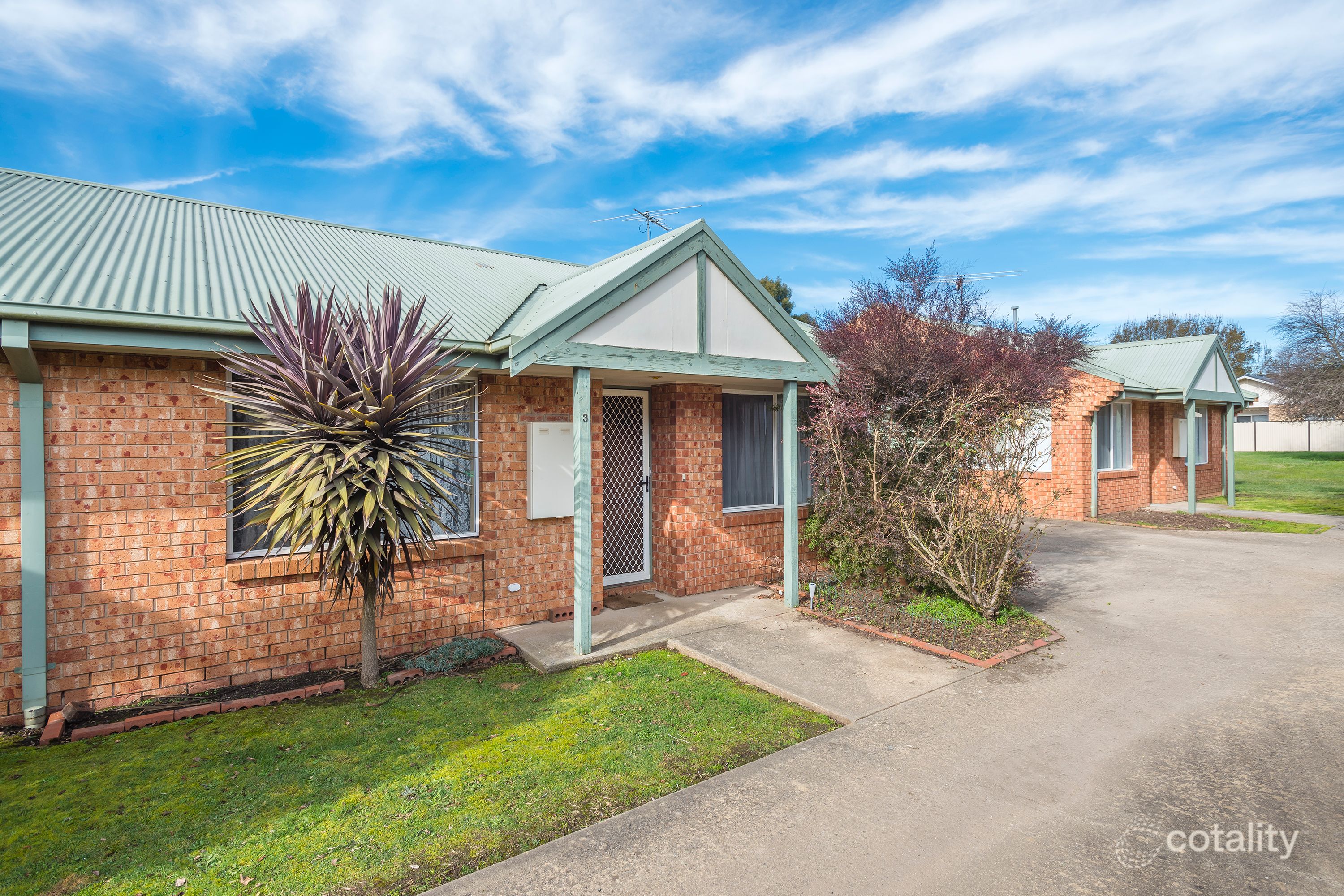 3/27 Murphy St, Romsey, VIC 3434