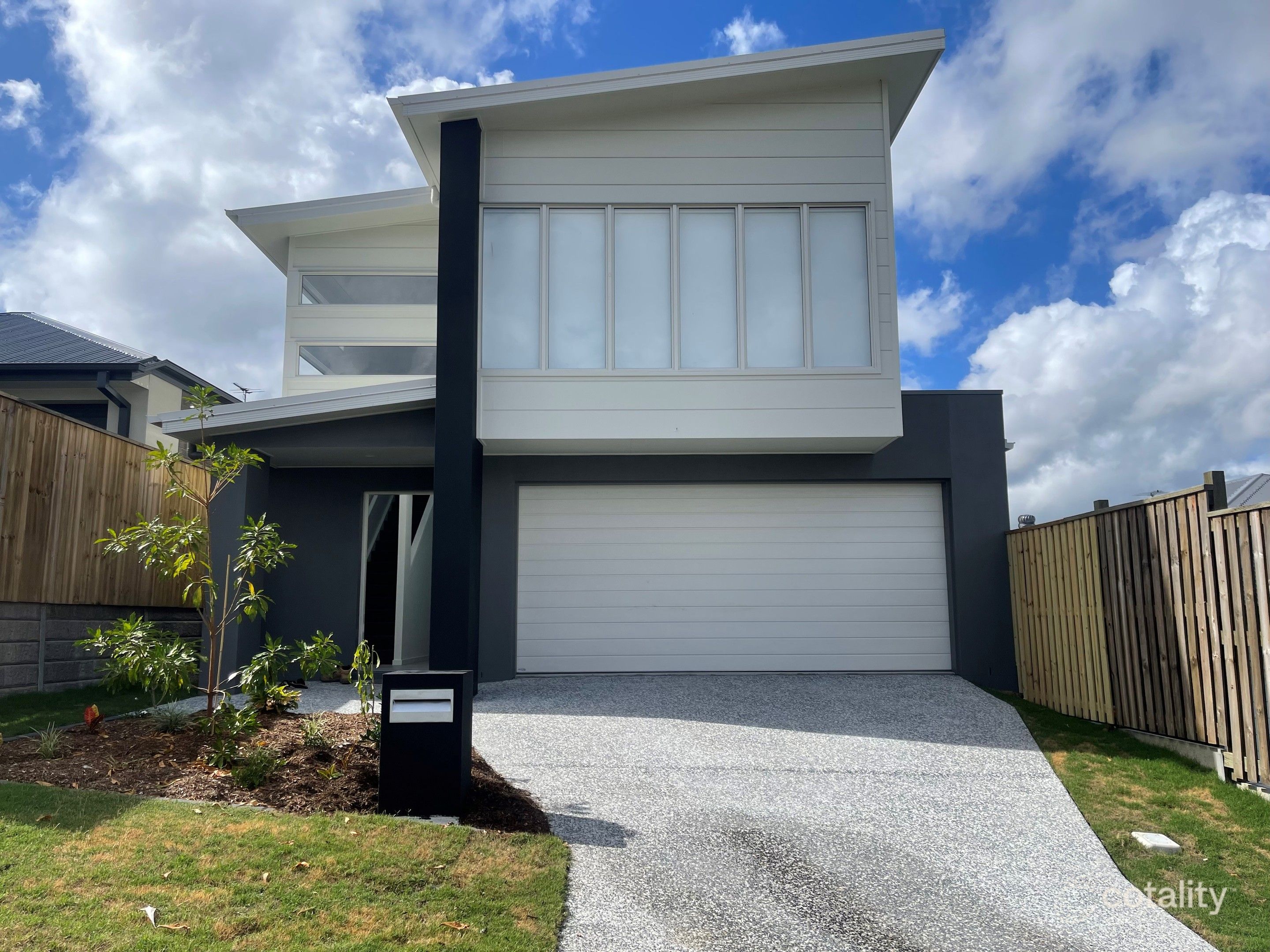 60 Carbeen Cct, Springfield, QLD 4300