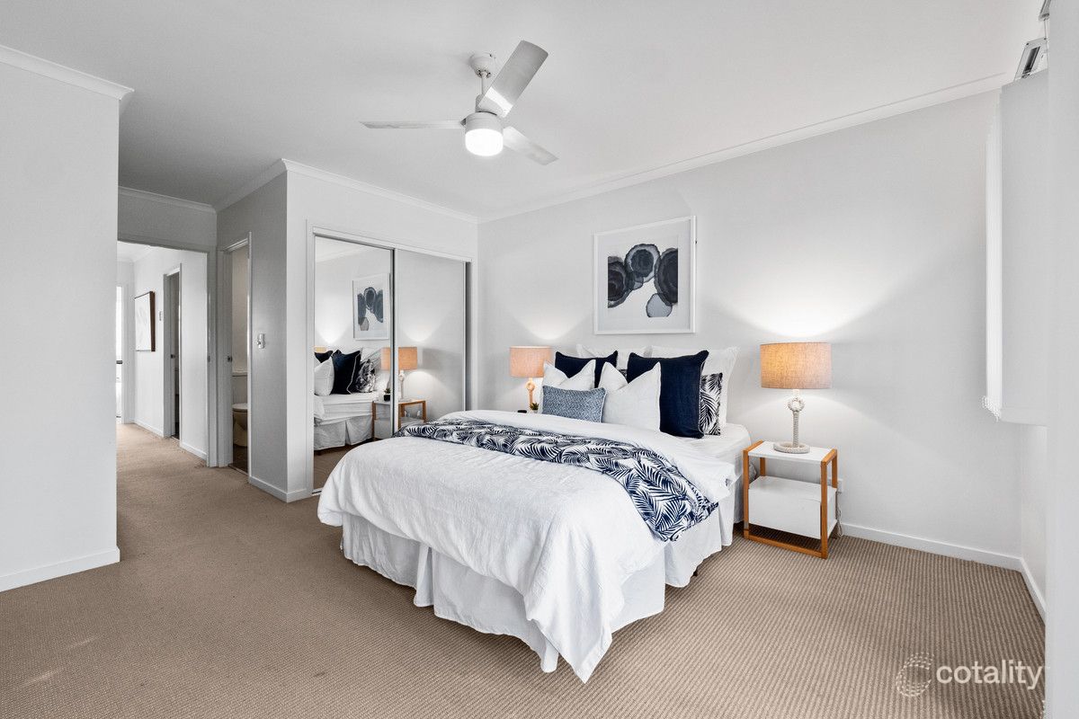 2/82 Clarence Rd, Indooroopilly, QLD 4068