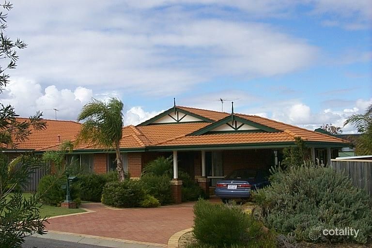 4 Carrick Way, Kinross, WA 6028