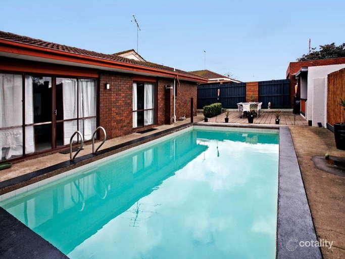 6 Wingarra Dr, Grovedale, VIC 3216