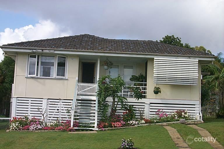 25 Casmaria St, Mansfield, QLD 4122