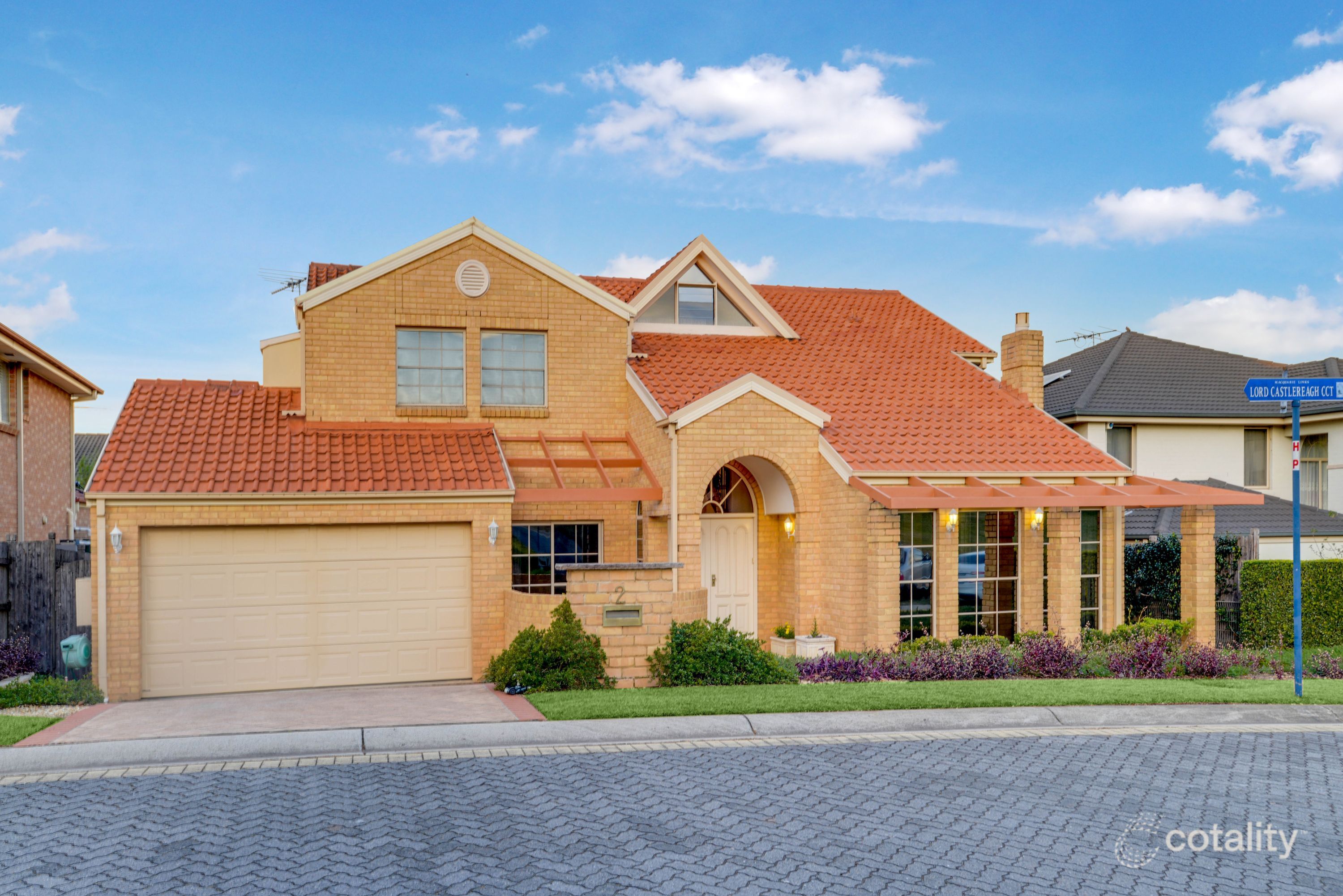 2 Lord Castlereagh Cct, Macquarie Links, NSW 2565