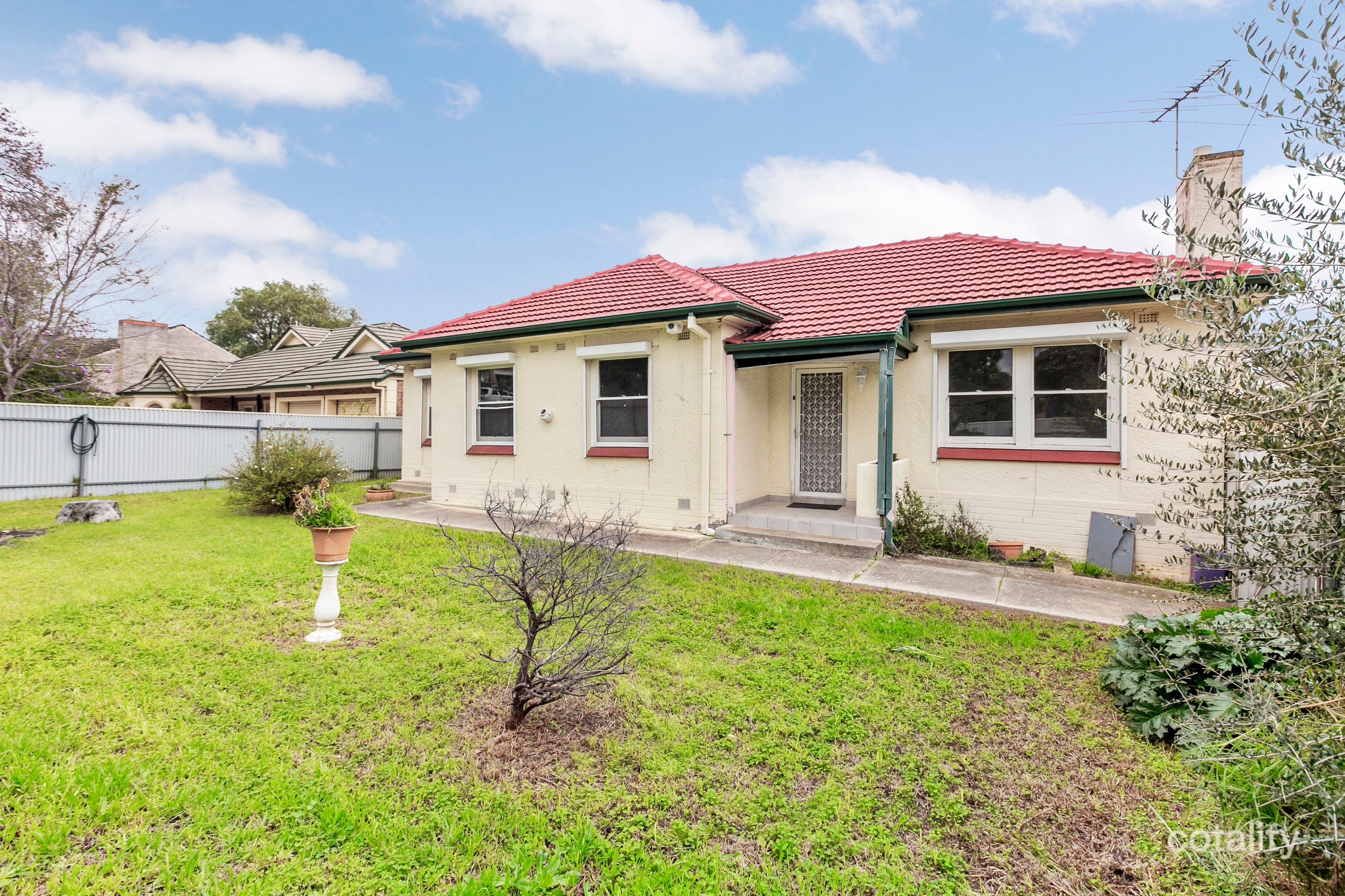 4 Barnett Ave, St Marys, SA 5042