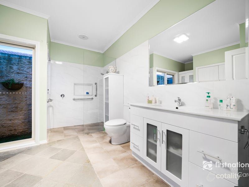 12 Gillean Pl, Lara, VIC 3212