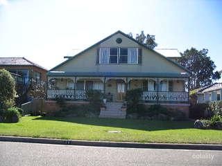 30 Lake Park Rd, North Narrabeen, NSW 2101