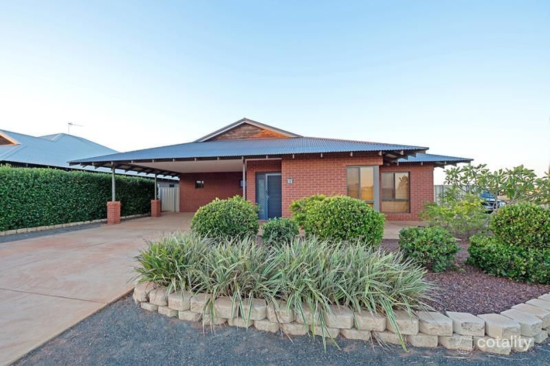 19 Smokebush St, Nickol, WA 6714