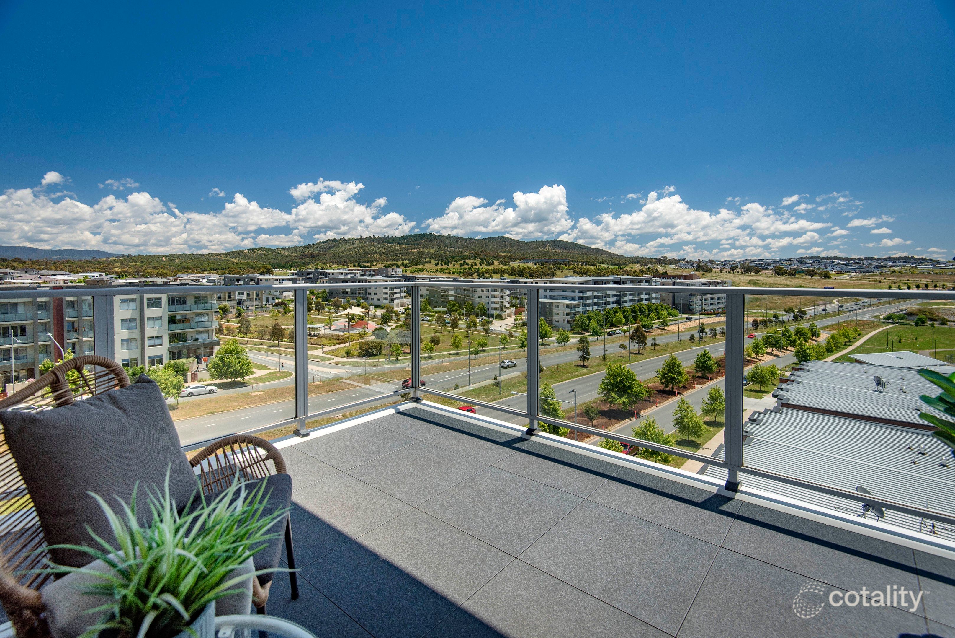 42/120 John Gorton Dr, Coombs, ACT 2611