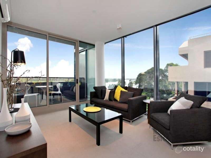 1001/74 Queens Rd, Melbourne, VIC 3004