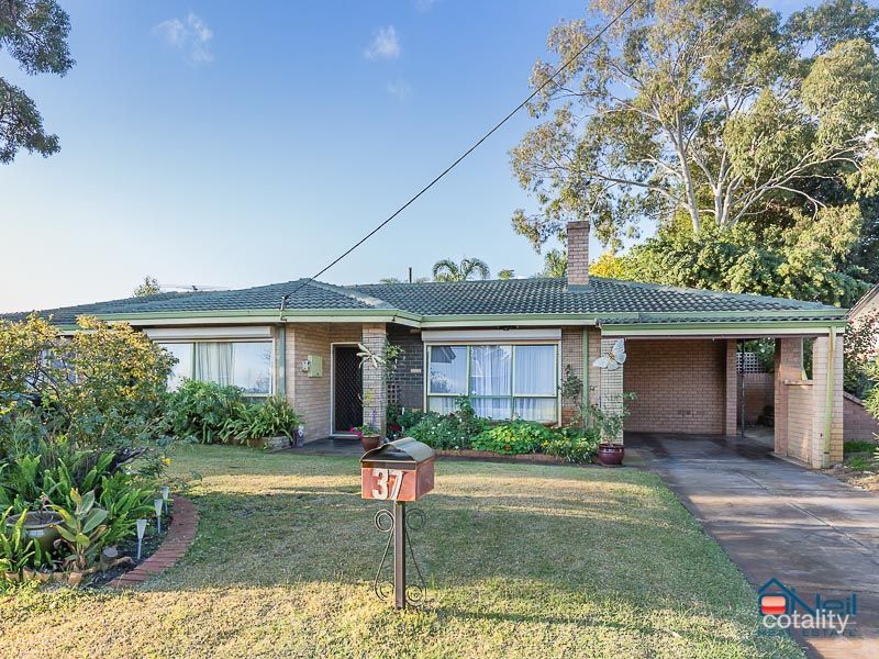 37 Amanda Dr, Camillo, WA 6111