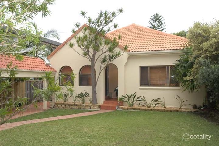 100 Wyuna Ave, Freshwater, NSW 2096