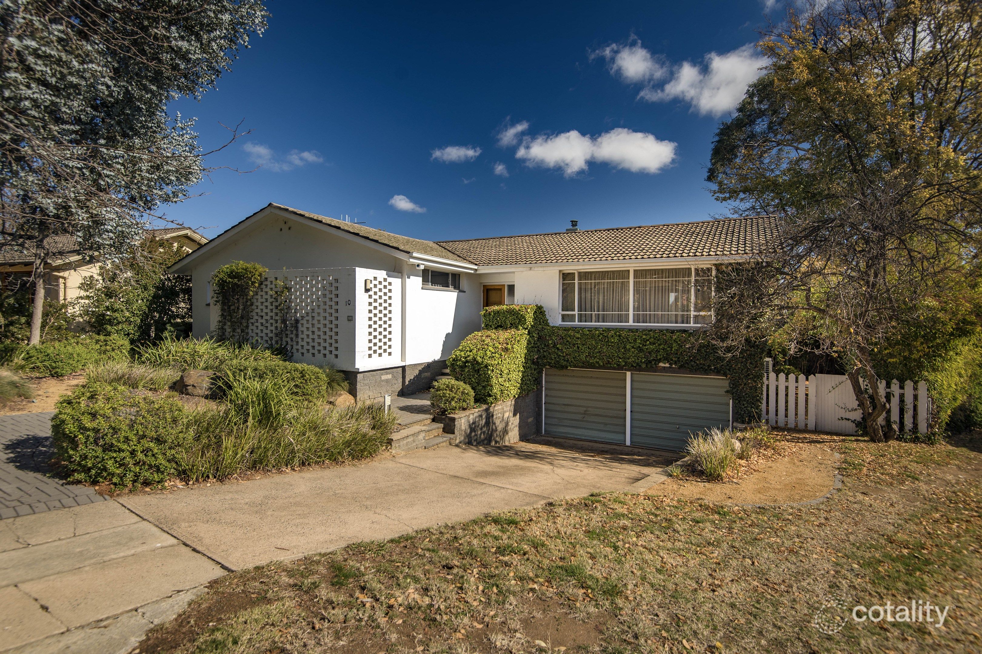 10 Fuller St, Deakin, ACT 2600