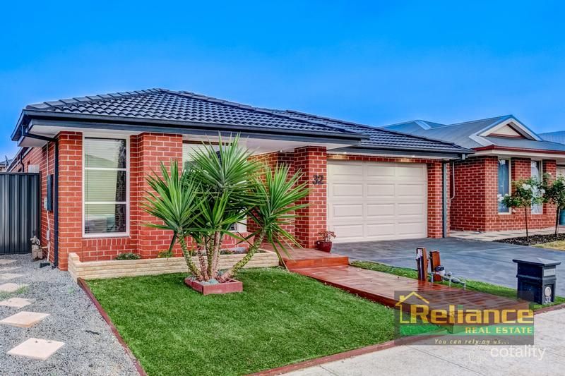 32 Heathcote Rd, Manor Lakes, VIC 3024