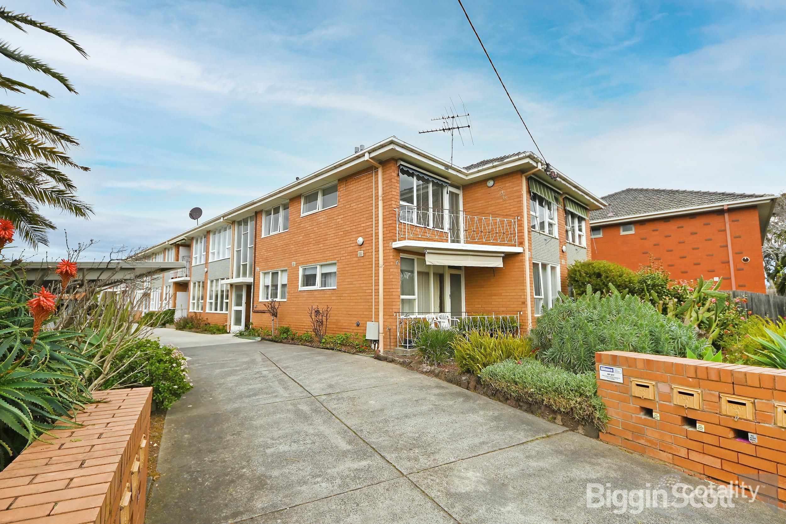2/15 Royal Ave, Glen Huntly, VIC 3163