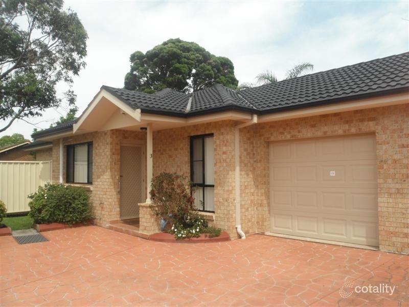 3/4 Iona Pl, Bass Hill, NSW 2197