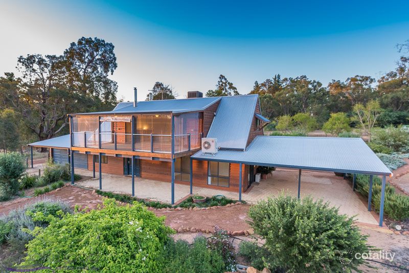 100 Falls Hts, Gidgegannup, WA 6083
