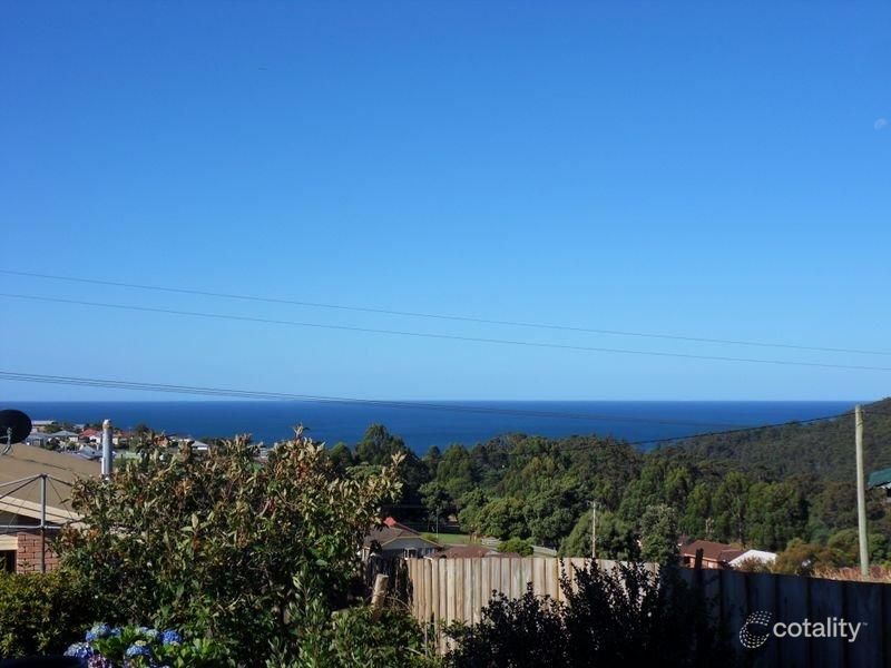 2/121 Old Surrey Rd, Havenview, TAS 7320