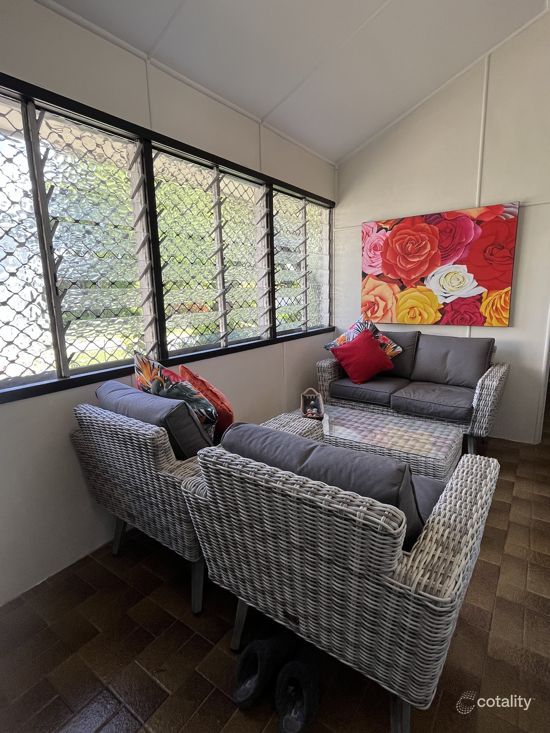 8 Fitzgerald St, East Innisfail, QLD 4860