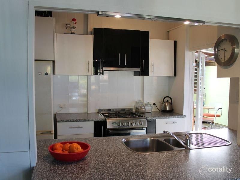 96 Edmond St, Marburg, QLD 4346