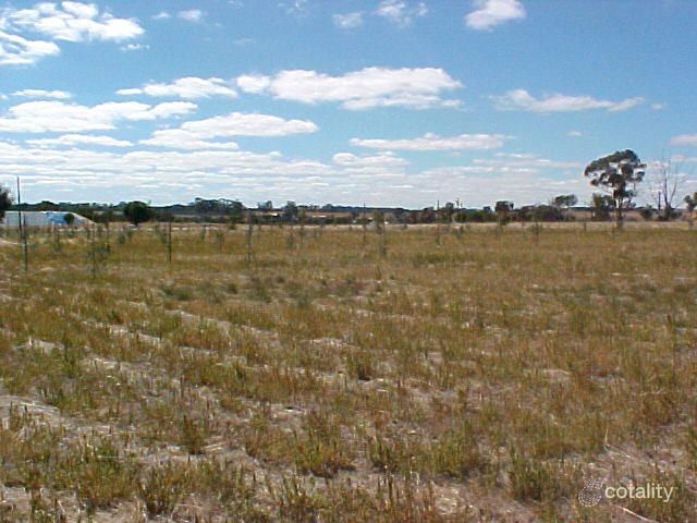 42 Lefroy St, Brookton, WA 6306