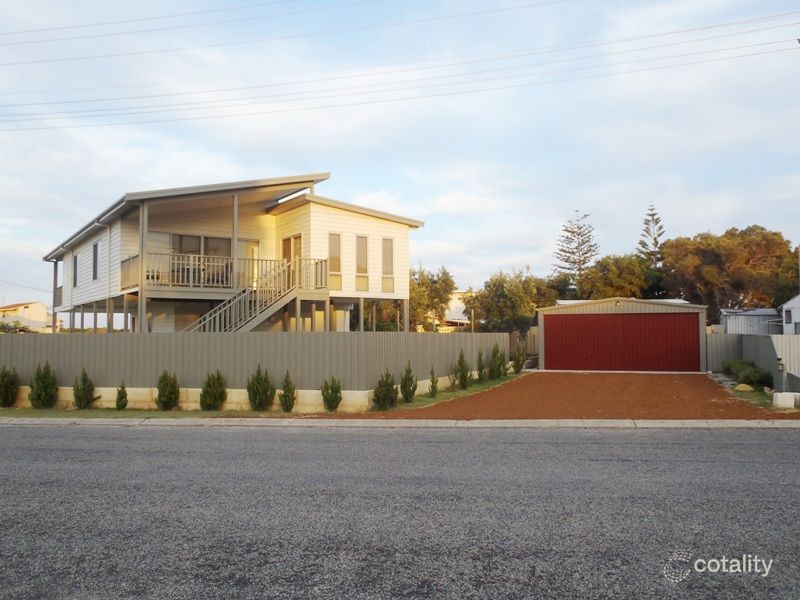 38 Weston St, Cervantes, WA 6511