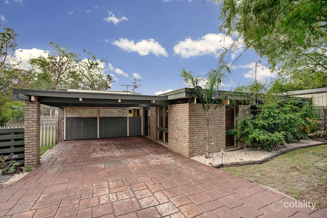 4 Shirley Ct, Croydon, VIC 3136