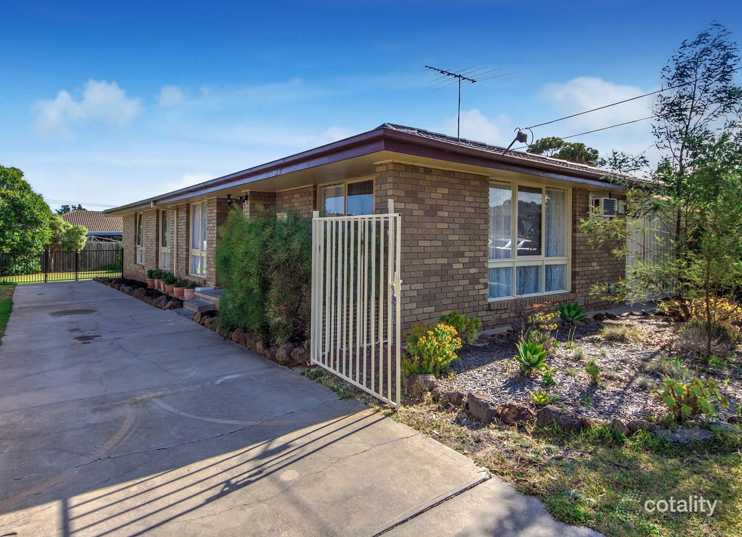 307 Main Rd W, Albanvale, VIC 3021