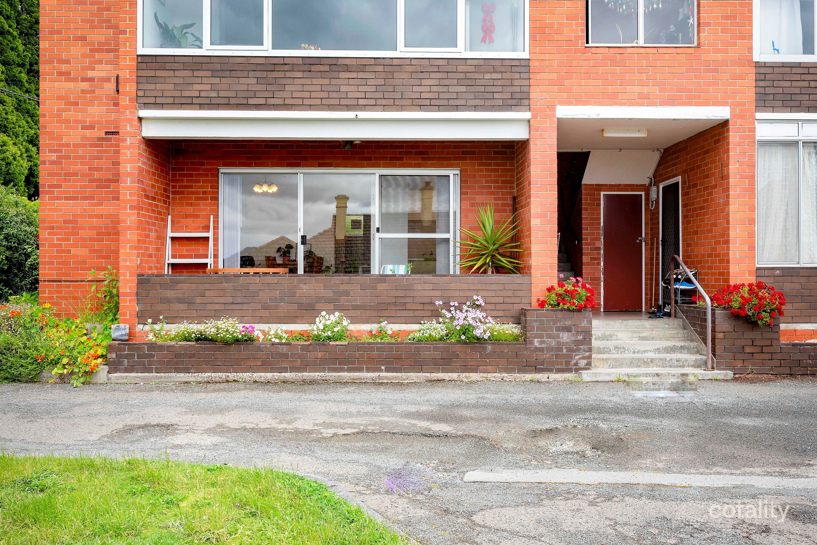 1/2 Auvergne Ave, Mount Stuart, TAS 7000