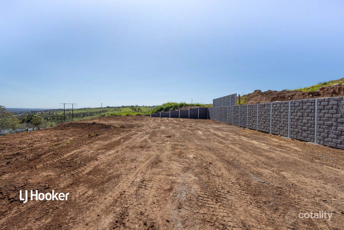 43e Coomurra Dr, Salisbury Heights, SA 5109