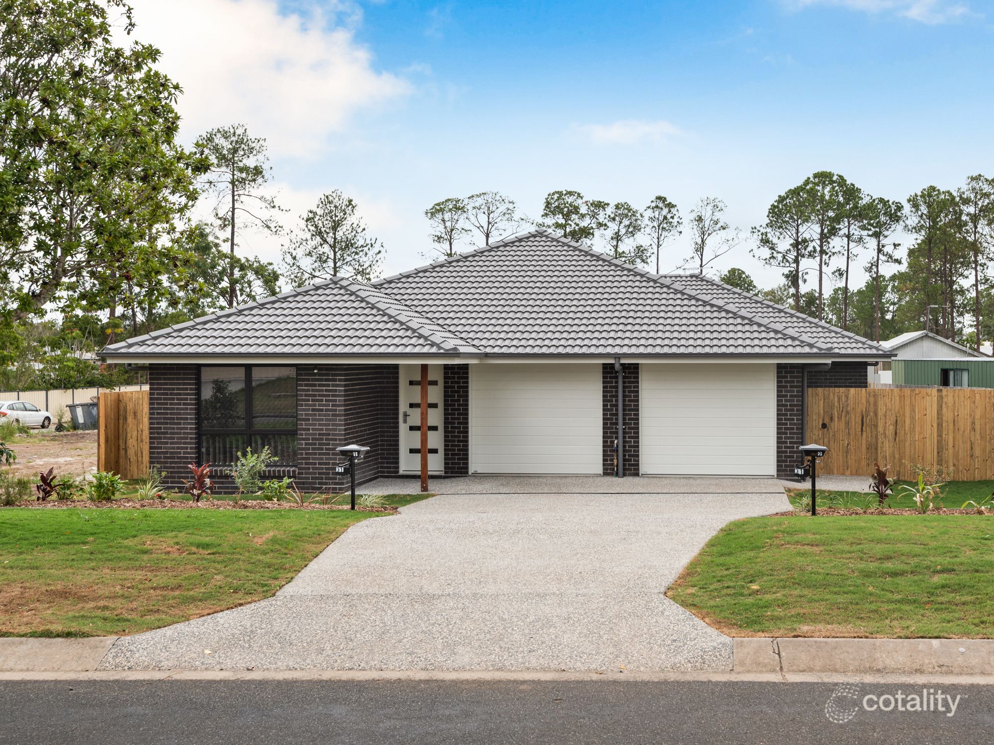 31 Spruce St, Loganlea, QLD 4131
