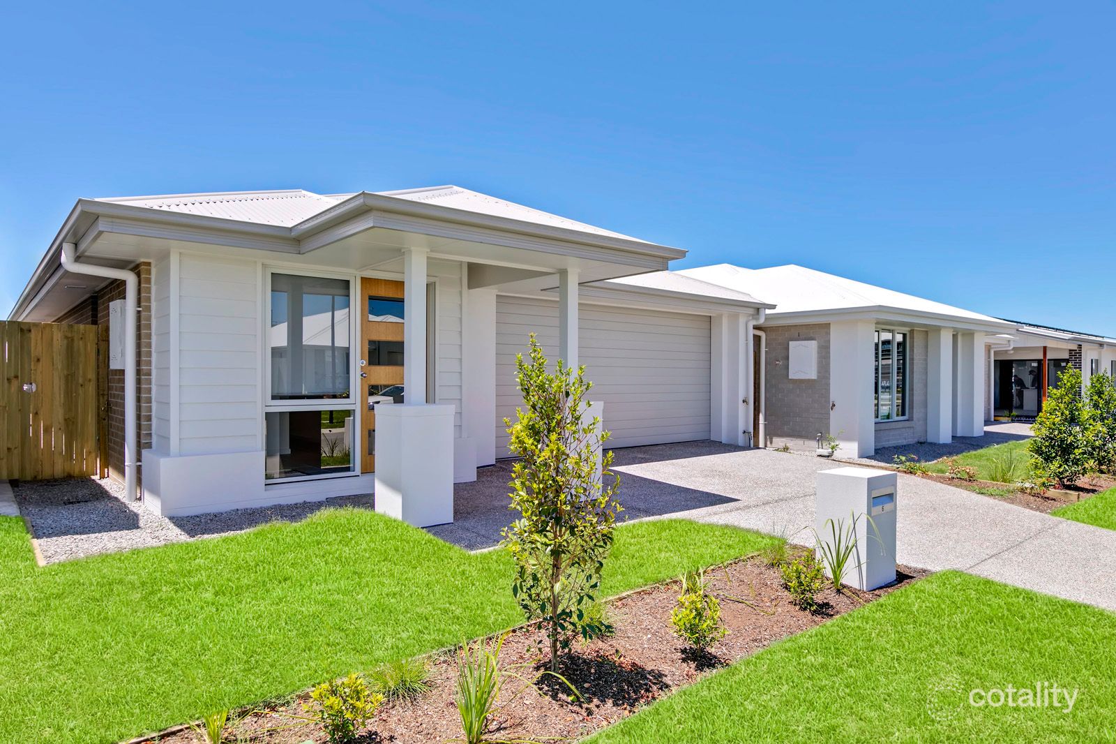6 Daydream Cres, Banya, QLD 4551