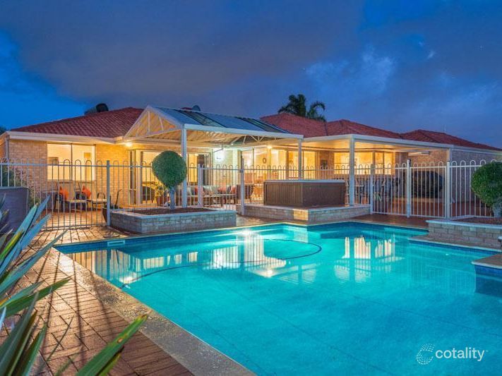 25 Whitecliffe Sq, Iluka, WA 6028